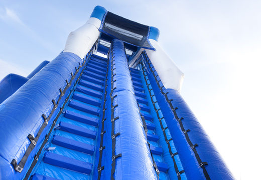 Holen sie sich Ihre 11 meter hohe und 54 Meter lange monsterrutsche mit doppeltreppe für kinder. Bestellen sie aufblasbare rutschen jetzt online bei JB-Hüpfburgen Deutschland