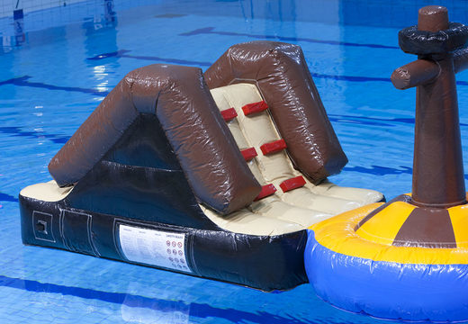 Kaufen sie ein luftdichtes, aufblasbares mega-run-schwimmbecken im hai-design für jung und alt. Bestellen sie aufblasbare wasserattraktionen jetzt online bei JB-Hüpfburgen Deutschland