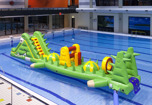 Einzigartiges 12 m langes krokodillaufbecken mit herausfordernden hindernisobjekten für jung und alt. Kaufen sie aufblasbare poolspiele jetzt online bei JB-Hüpfburgen Deutschland