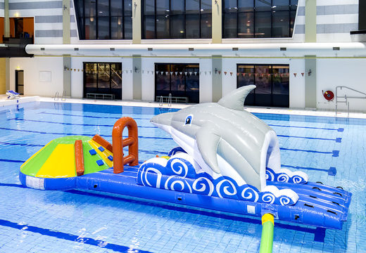 Bestellen sie eine einzigartige aufblasbare rutsche im delphin-thema für jung und alt. Kaufen sie aufblasbare poolspiele jetzt online bei JB-Hüpfburgen Deutschland
