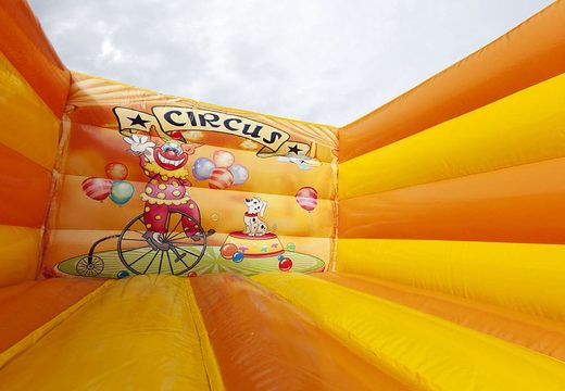 Mini offene hüpfburg circus bei JB Inflatable online kaufen. Hüpfburgen jetzt bei JB-Hüpfburgen Deutschland online bestellen