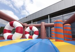 Holen sie sich Ihre aufblasbare mehrzweckrutsche im hai-design mit planschbecken, beeindruckendem 3D-objekt, frischen farben und den 3D-hindernissen jetzt online. Kaufen sie aufblasbare rutschen bei JB-Hüpfburgen Deutschland