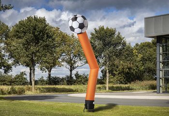 Koop nu online de skydancers met 3d bal van 6m hoog in oranje bij JB Inflatables Nederland. Bestel deze skydancer direct vanuit onze voorraad