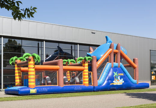 Kaufen sie einen einzigartigen 17 meter breiten hindernisparcours im hai-design mit 7 spielelementen und farbenfrohen objekten für kinder. Bestellen sie aufblasbare parcours jetzt online bei JB-Hüpfburgen Deutschland