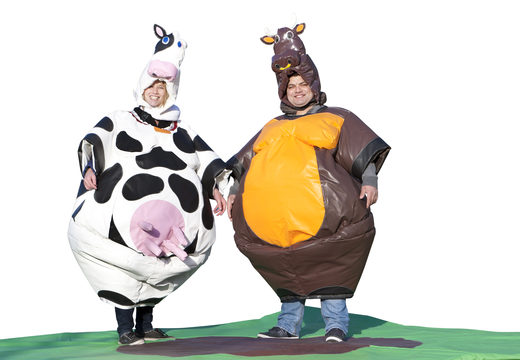Bestellen sie aufblasbare sumo-anzüge im Cow & Bull-thema für jung und alt. Kaufen sie aufblasbare sumo-anzüge online bei JB-Hüpfburgen Deutschland