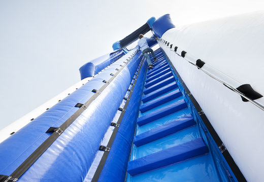 Holen sie sich Ihre aufblasbare aufblasbare monsterrutsche 11 meter hoch und 53 meter lang mit einer doppeltreppe für kinder. Bestellen sie aufblasbare rutschen jetzt online bei JB-Hüpfburgen Deutschland