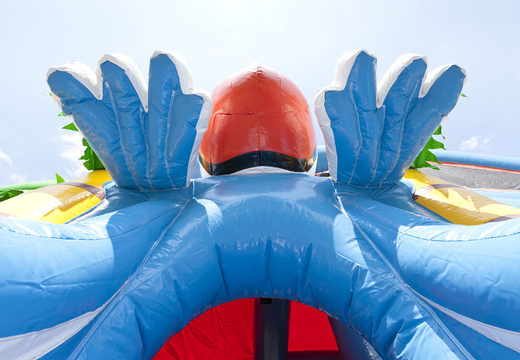 Hüpfburg im clownfisch-design mit rutsche, säulen auf der sprungfläche und markantem 3D-objekt für kinder. Kaufen sie aufblasbare hüpfburgen online bei JB-Hüpfburgen Deutschland
