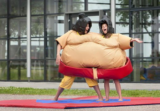 Bestellen sie aufblasbare twin-sumo-anzüge für kinder. Kaufen sie hüpfburgen jetzt online bei JB-Hüpfburgen Deutschland