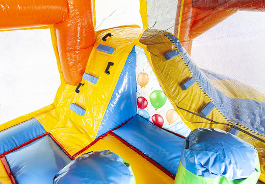 Hüpfburg im party-stil mit rutsche und 3D-Objekten im Inneren für kinder. Kaufen sie aufblasbare hüpfburgen online bei JB-Hüpfburgen Deutschland