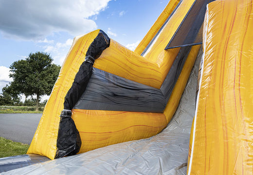 Kaufen sie die aufblasbare base jump pro slide mit einer höhe von 4 und 6 metern für jung und alt. Bestellen sie aufblasbare attraktion jetzt online bei JB-Hüpfburgen Deutschland