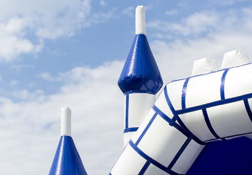Kleine aufblasbare hüpfburg mit dach im themenschloss für kinder kaufen. Kaufen sie hüpfburgen bei JB-Hüpfburgen Deutschland online
