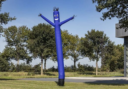 Standard 6 oder 8 meter aufblasbare airdancer in dunkelblau zum verkauf bei JB-Hüpfburgen Deutschland. Aufblasbare skydancer in standardfarben und abmessungen direkt online bestellen
