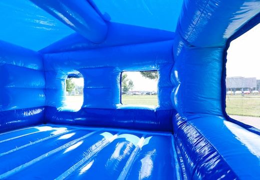 Kaufen sie eine große aufblasbare blaue bällebad-hüpfburg für den Innenbereich im meereswelt-thema. Bestellen sie hüpfburgen online bei JB-Hüpfburgen Deutschland