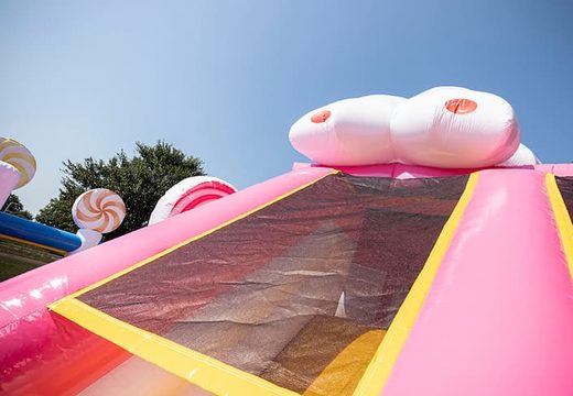 Candyworld hüpfburg mit rutschen, hindernissen mit lustigen süßigkeitenmotiven für kinder. Kaufen sie hüpfburgen online bei JB-Hüpfburgen Deutschland