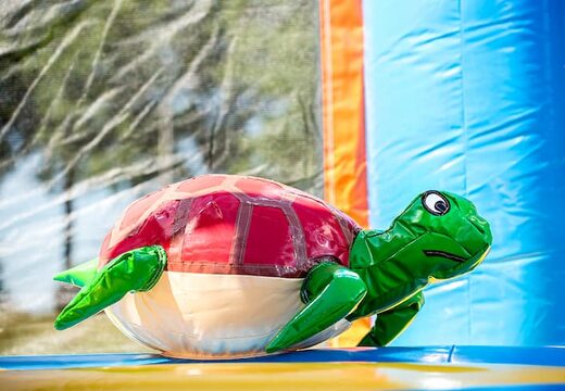 Bestellen sie eine überdachte multiplay-hüpfburg seaworld in einer begrenzten Höhe von 2,74 metern und mit einer rutsche für groß und klein. Kaufen sie hüpfburgen online bei JB-Hüpfburgen Deutschland