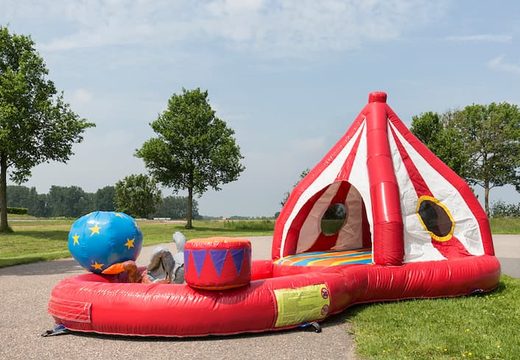 Playzone circus hüpfburg mit plastikbällen und 3D-objekten für kinder. Kaufen sie hüpfburgen online bei JB-Hüpfburgen Deutschland