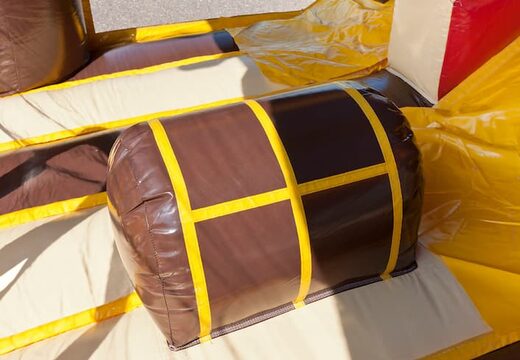 Bestellen sie shooting combo kleine piraten-hüpfburg mit abdeckung, ballerspiel und rutsche für kinder. Kaufen sie hüpfburgen online bei JB-Hüpfburgen Deutschland