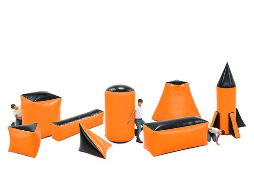Battle obstacle set mit 8 hüpfburgen in der farbe orange für jung und alt. Bestellen sie jetzt aufblasbare battle-hindernis-sets online bei JB-Hüpfburgen Deutschland