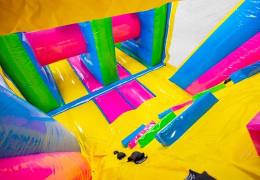 Bestellen Sie einen 13 meter aufblasbaren Hindernisparcours im Fröhliche Farben für Kinder. Kaufen sie aufblasbare hindernisparcours jetzt online bei JB-Hüpfburgen Deutschland