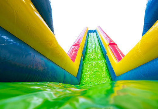 Kaufen Sie eine 15 m lange aufblasbare Crazyslide-Wasserrutsche für Kinder. Bestellen Sie aufblasbare Wasserrutschen jetzt online bei JB-Hüpfburgen Deutschland